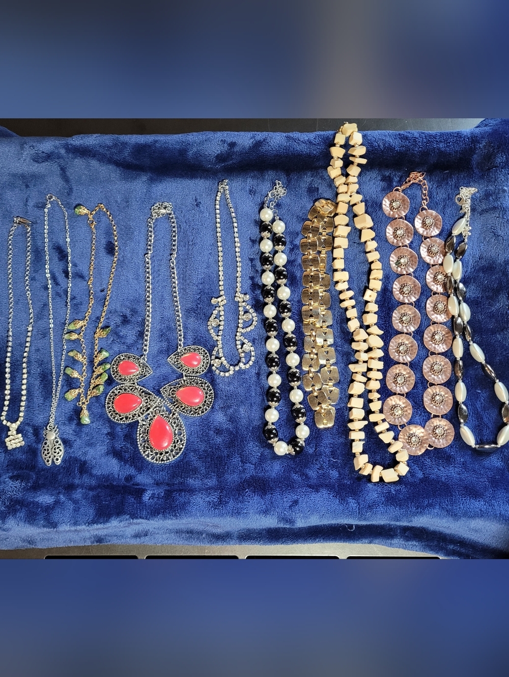 Vintage to Modern Fashion Necklace Lot